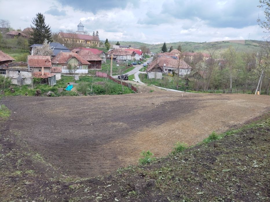 Loc de casa in sat Călărași