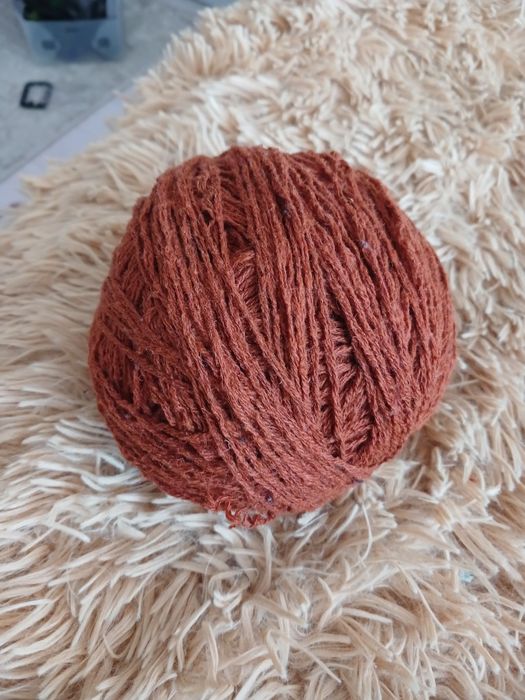 Продам пряжу. Очень много