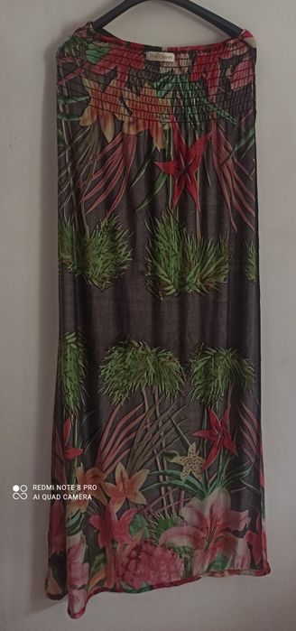 Rochie lunga de plaja in conditii bune.