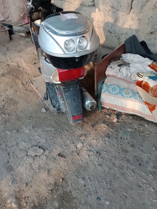 Скутер 50cc - 80cc