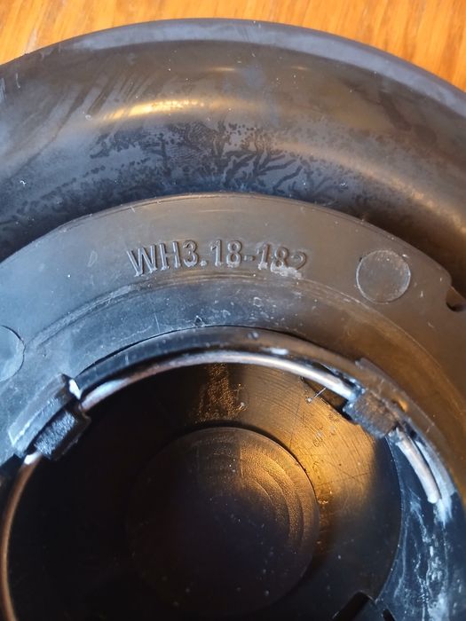 Capac central original Rolls Royce cu auto nivelare
