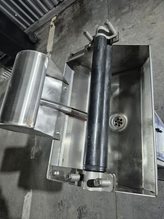 De vanzare chiuveta self  service