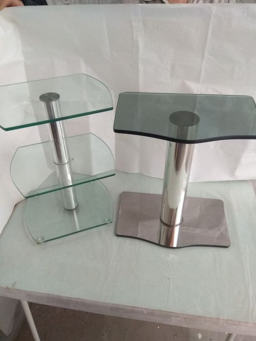 Столик под телевизор