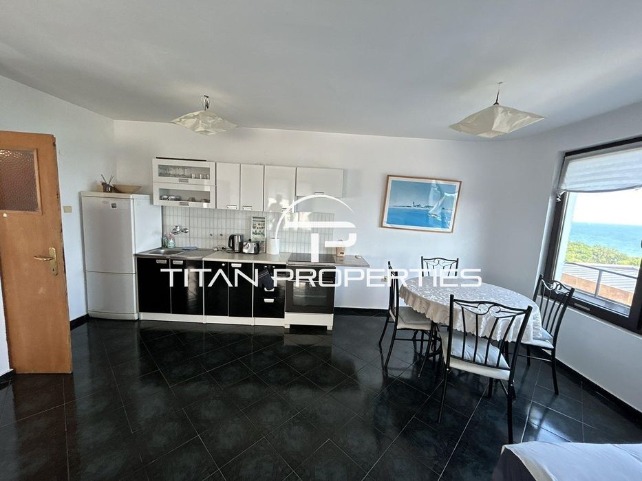 Двустаен с две спални, под наем, кв. Сарафово с гледка МОРЕ