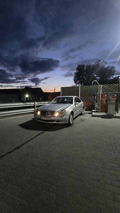 Mercedes-Benz E270 CDI