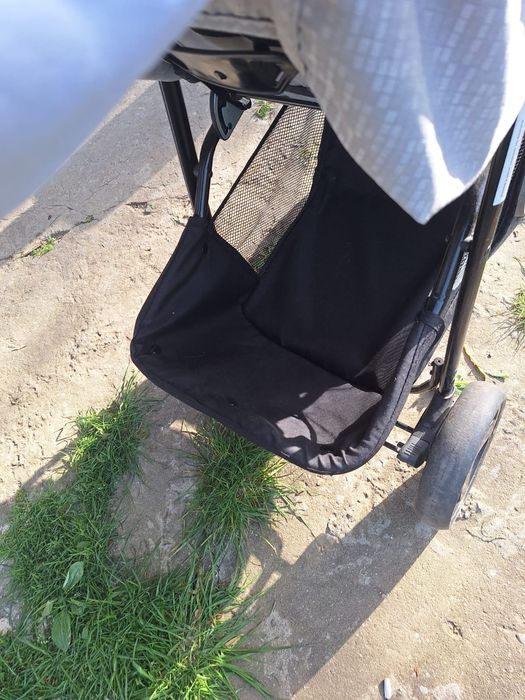 количка за бебе...