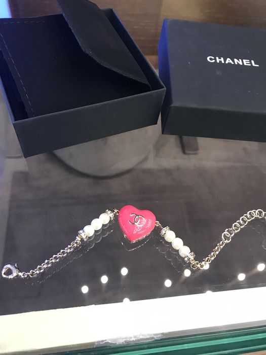 Chanel гривна сърце