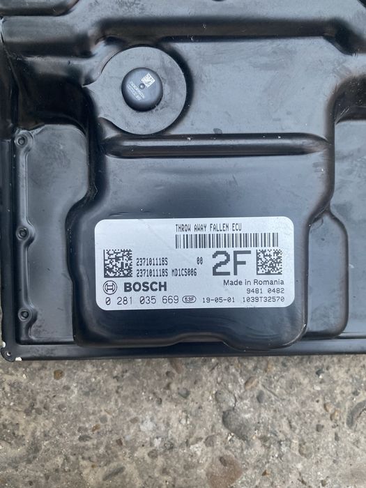 Calculator ecu motor Dacia Renault 1.5 dci AdBlue euro 6