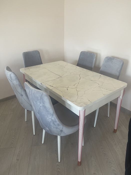 Кухонный стол стулья