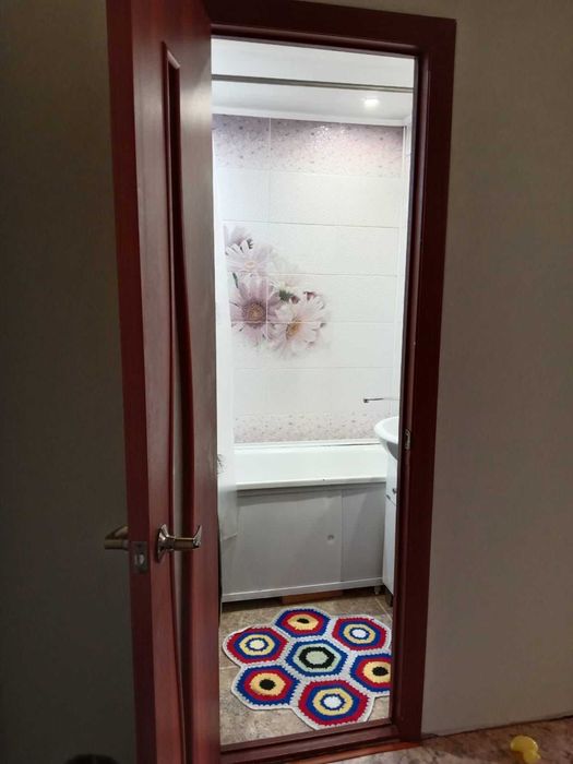 Продам 3  комнатную квартиру