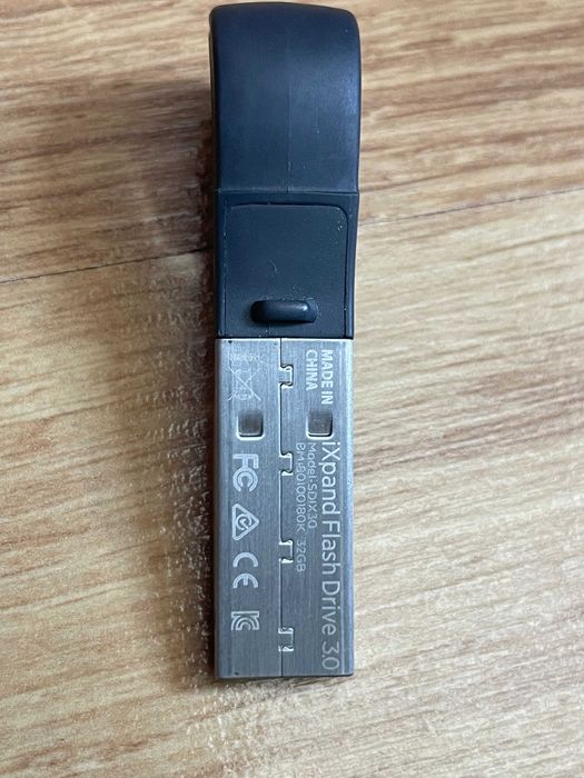 Memorie USB SanDisk iXpand Flash Drive iPhone / Ipad, 32 GB