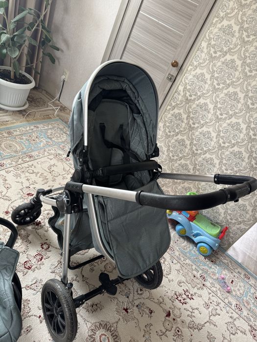 Продам коляску и автокресло