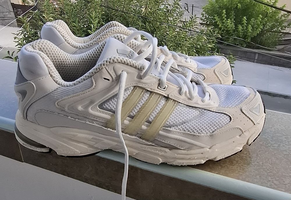 Оригинални Adidas маратонки