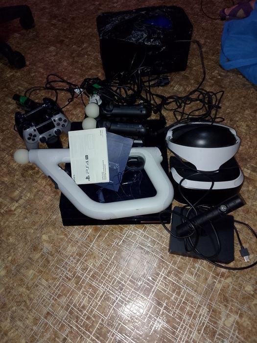 Продам сони плейстейшн 4