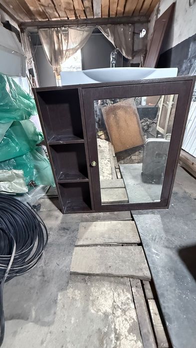 Продам комплект для ванной комнаты б/у