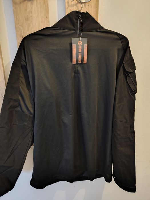 Bluza tactica neagră, nepurtat