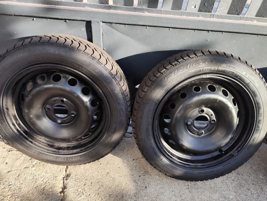 Set 4 jante 4x100 de tabla cu anvelope de iarna M+S 165 65 r15 / Opel Dacia