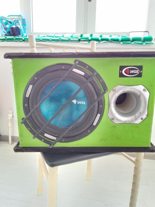 Продам  сабвуфер