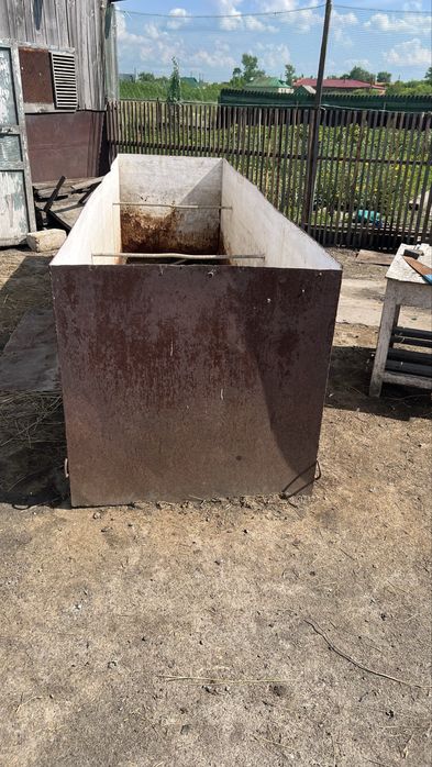 Емкость под сыпучее