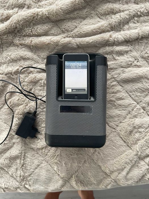 Boxa cu support iPod touch G2 8gb , radio, portabil, memorex ipod