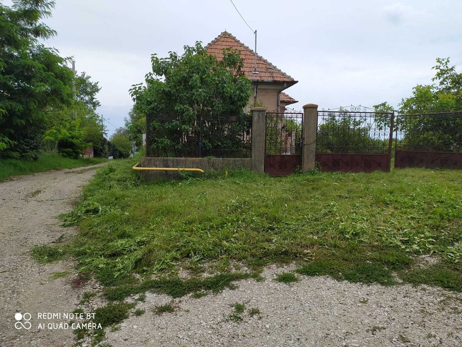 Casa individuala, 2 camere si teren intravilan in suprafata de 1500 mp