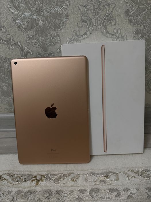 Продаю Ipad 8 поколение