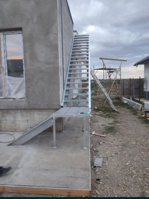 Scări galvanizate