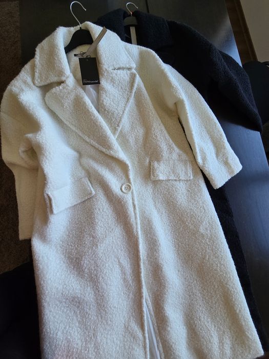 Ново черно и бяло дамско оувърсайз палто