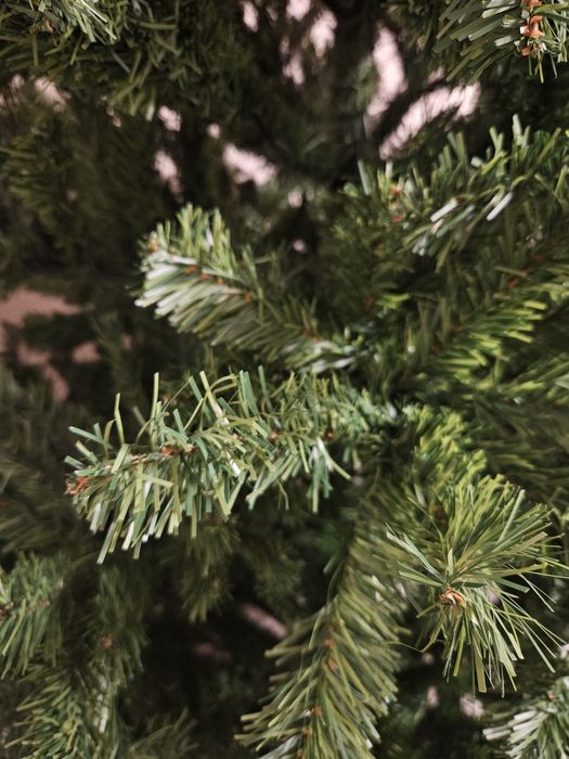 Brad premium artificial 250cm sigilat