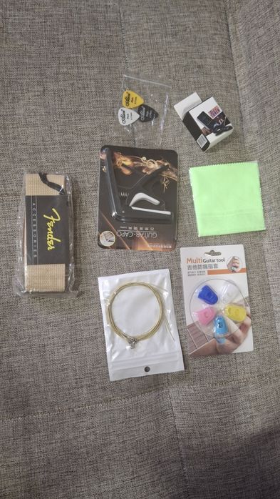 Гитара акустическая