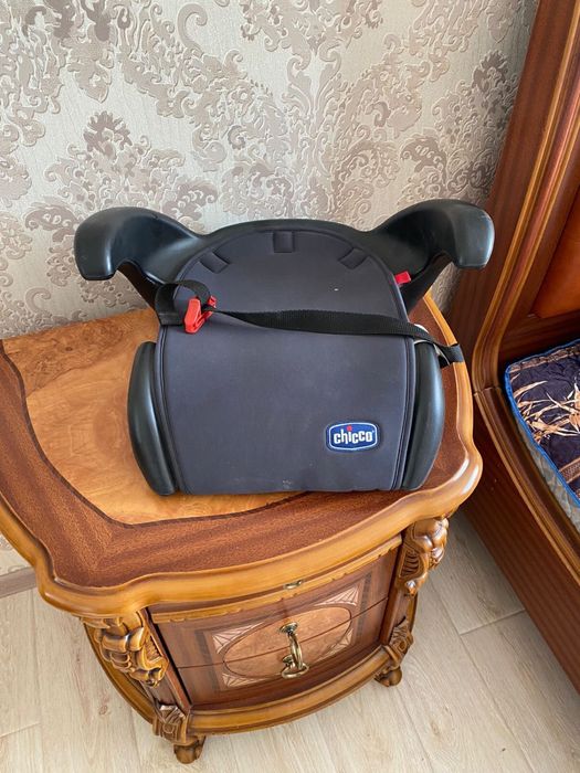 Бустер chicco