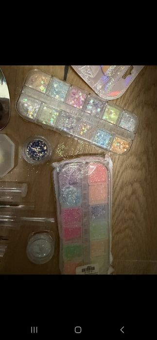 Cosmetica manichiura/ pedichiura