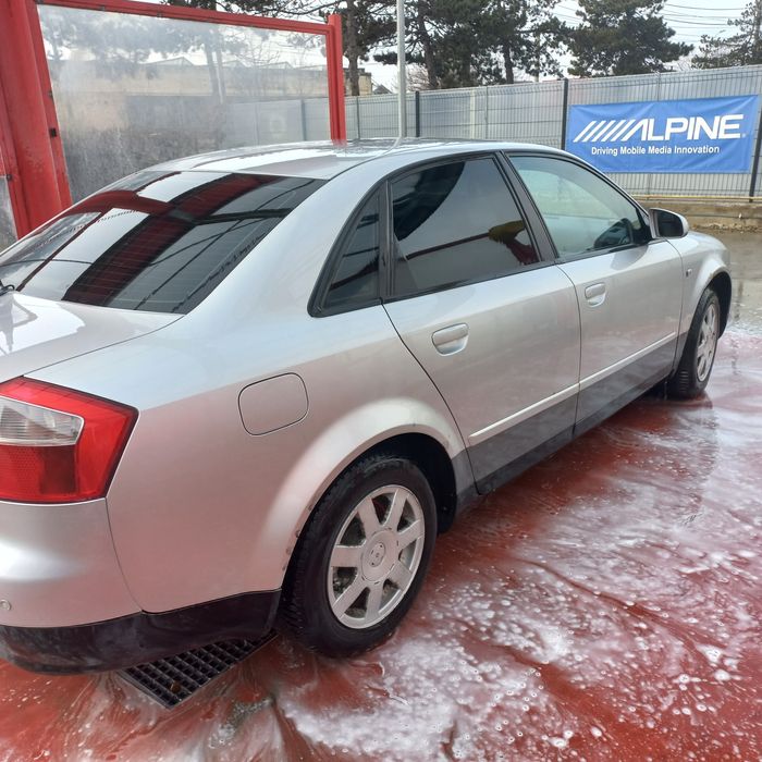 Vand Audi A4 B6 Pret 1150 euro