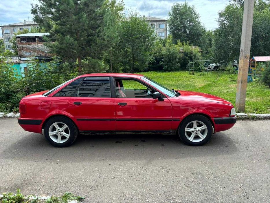 Продам ауди б4, 2 литра