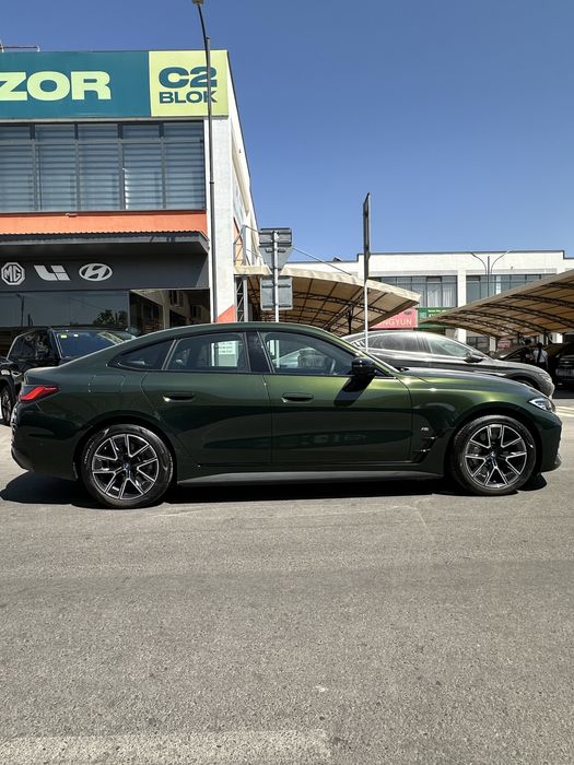 BMW i4 edrive 40 notariusga taer