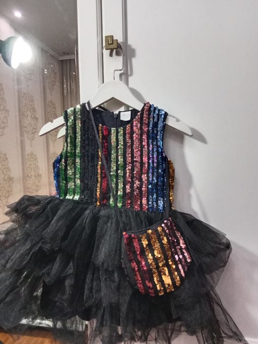 Продам детское платье