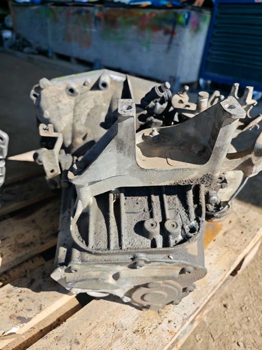 Скоростна кутия Peugeot 407 2.0HDI 6ст ръчна