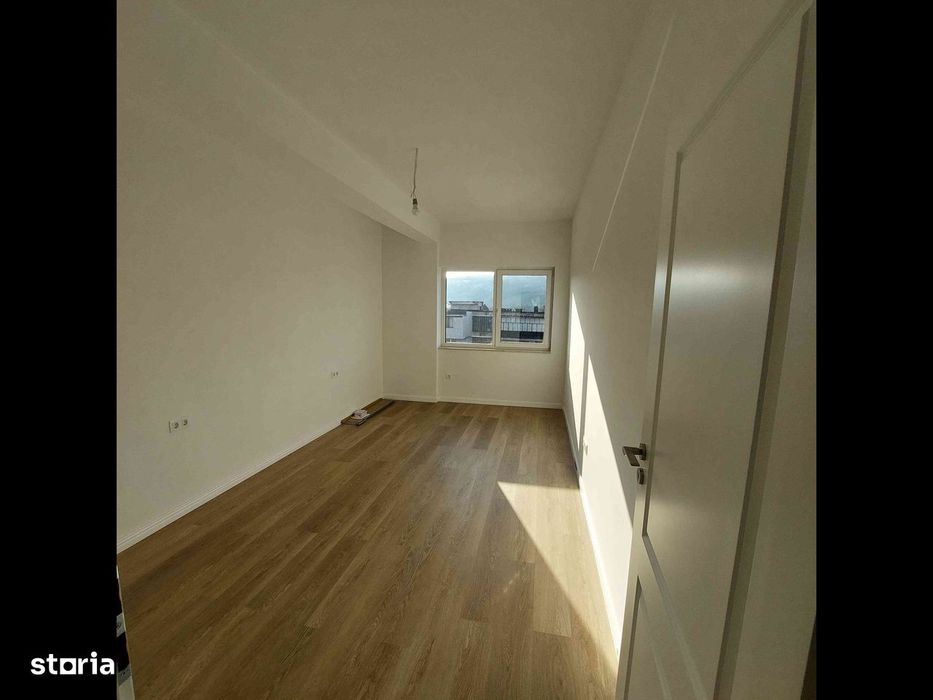 Persoana fizica , vând apartament deosebit.