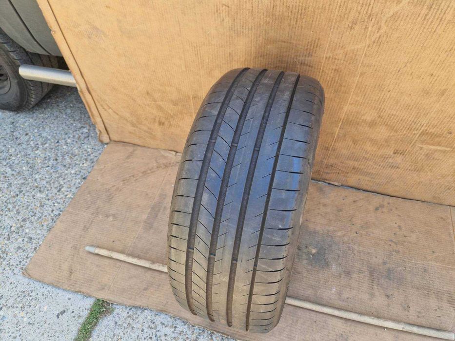 1 Goodyear R19 245/40 Лятна гума  DOT1125