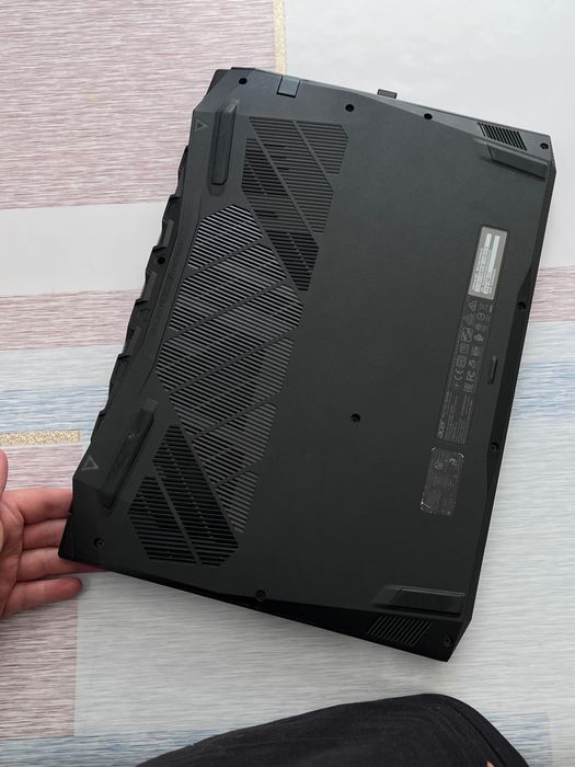 Продается игровой ноутбук Acer Nitro 5