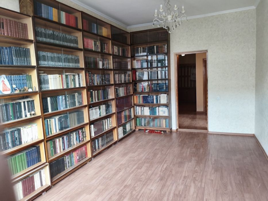 Продам домашнюю библиотеку