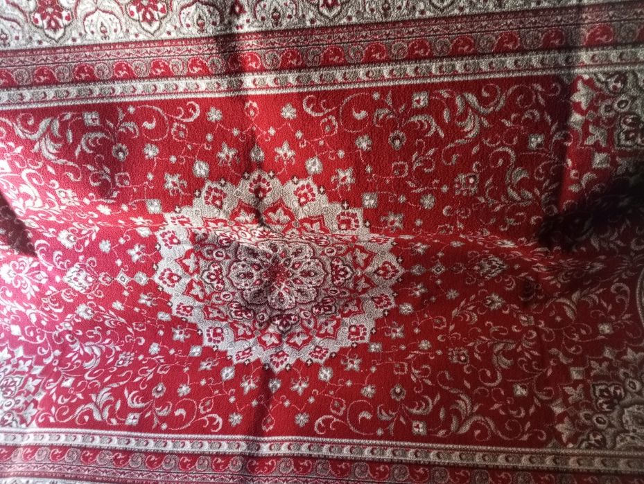 Продам    палас.