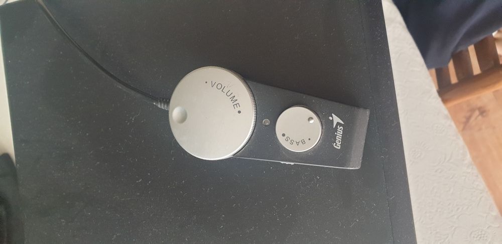 Genius колонки с саббуфером