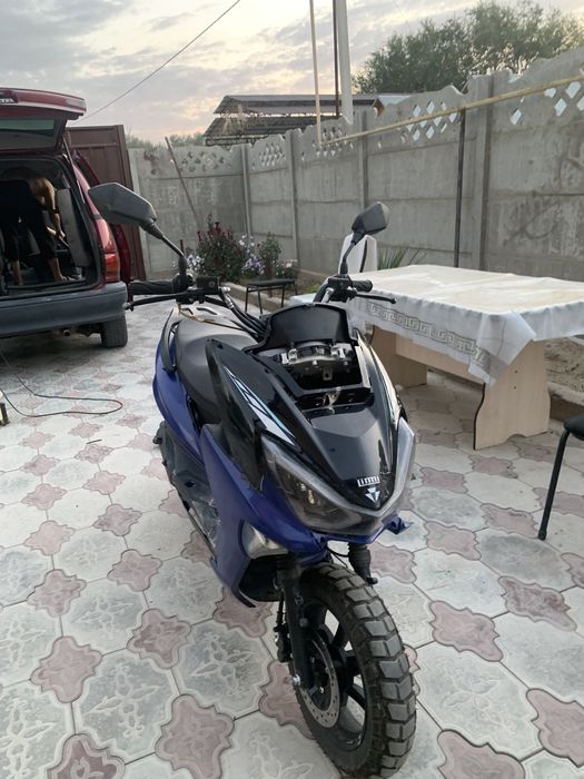 Мопел Maxi 150cc