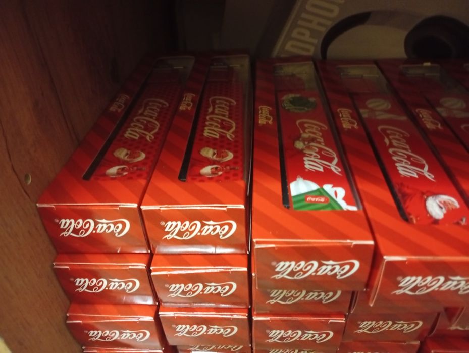 Продавам коледни камиони na coca cola