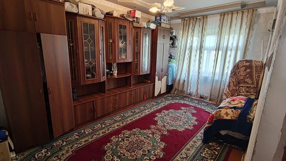 Продаётся 3 ком 3 микрорайон