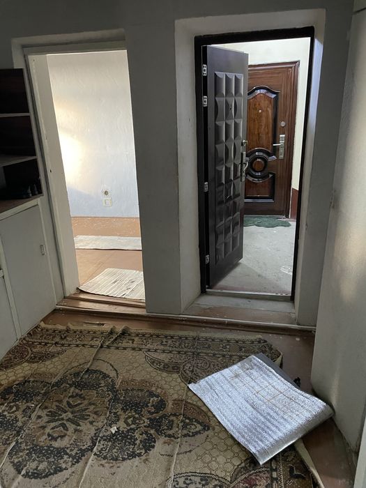 Продается квартира 77 серия кирпичный дом