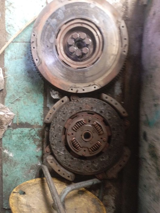 Маховик сцепление ZD30