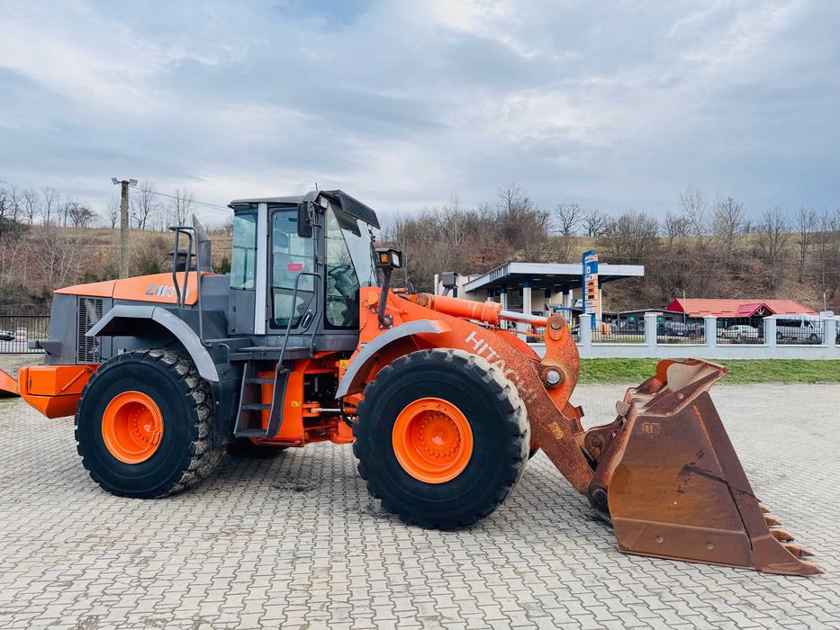 Incarcator frontal Hitachi ZW 310, an 2008, 24.5 tone, cupa 5mc, TOP