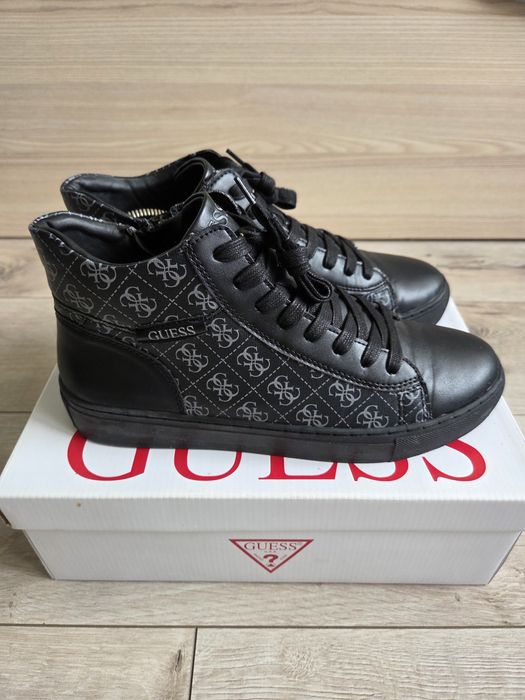 Оригинални Guess обувки